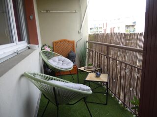  Appartement à louer 4 pièces 66 m²