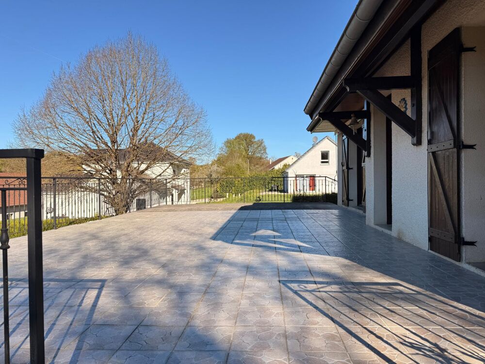 Vente Maison Maison de 110 m2, 3 ch, garage de 80 m2 et terrain de 2379 m2 Boult