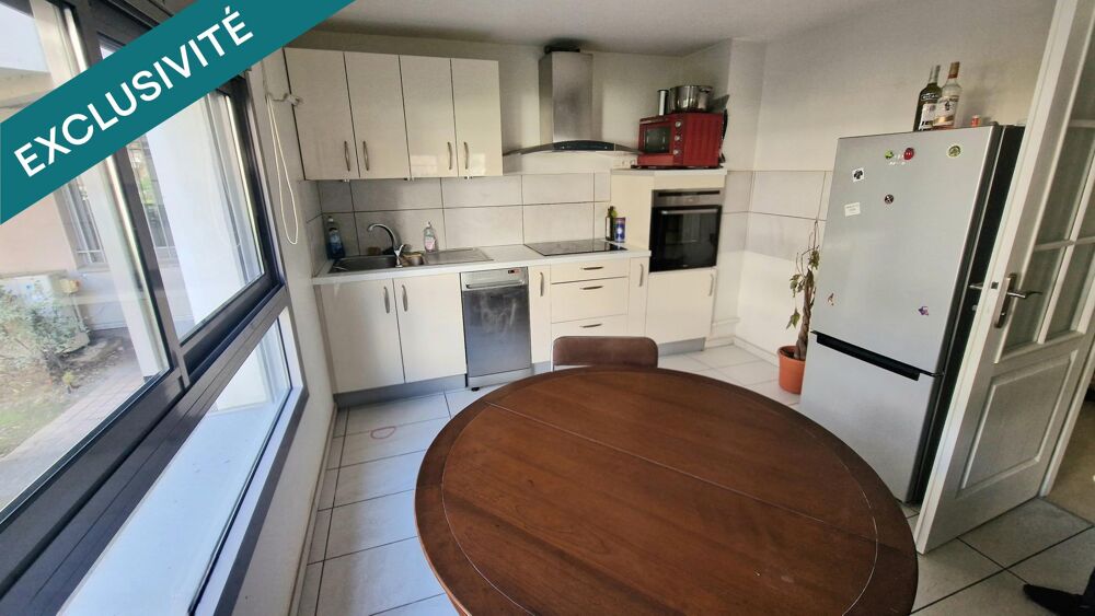 Lyon 6ème  Appartement 70m2 lumineux avec garage et vue sur jardin  Bellecombe/ Brotteaux