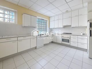  Appartement à vendre 7 pièces 192 m²