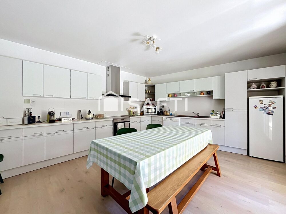 GRANDE MAISON FAMILIALE