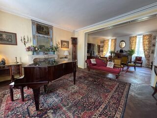  Maison à vendre 15 + pièces 535 m²