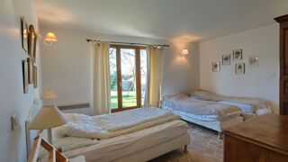  Maison à vendre 11 pièces 221 m²