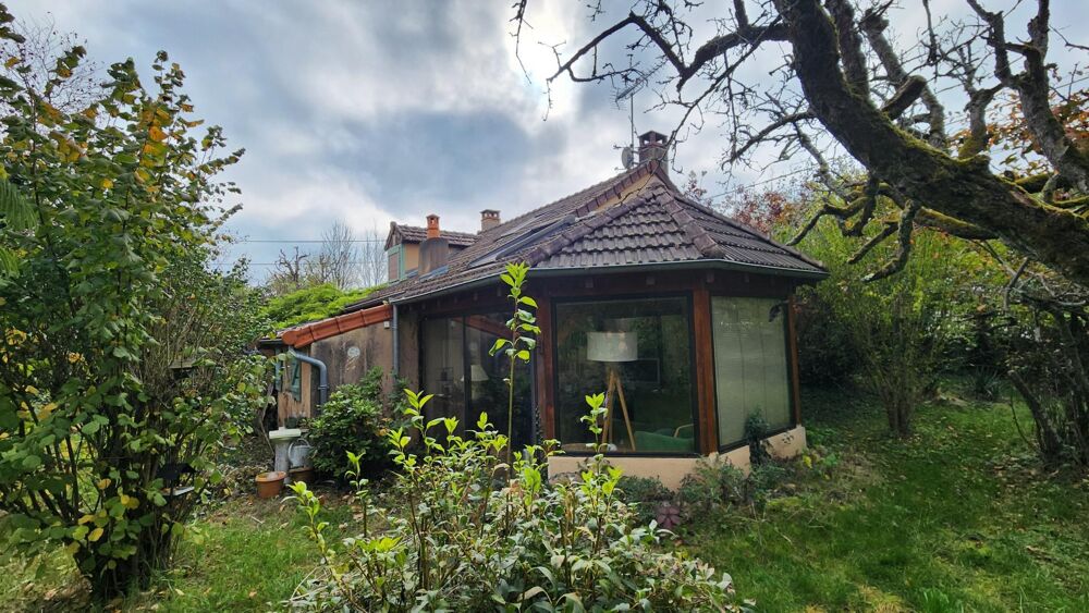 Vente Maison Maisonnette refuge de 2 chambres, dans un écrin végétal proche des commodités, doublée d'un potentiel de division parcellaire Paray-le-monial