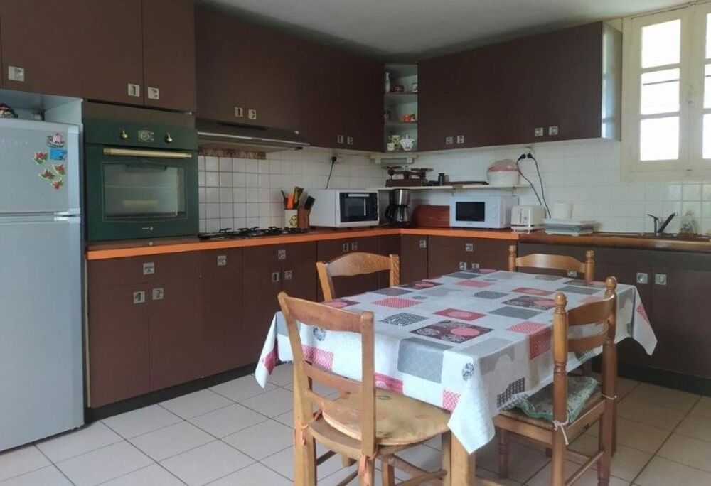 Vente Maison Maison en pierres, 93 m², 2 chs, terrain 522 m², Frênes Frenes