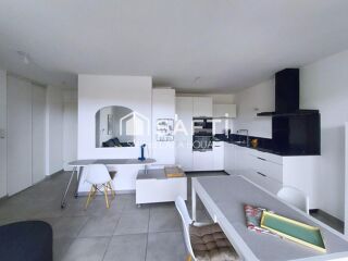  Appartement à louer 2 pièces 44 m²