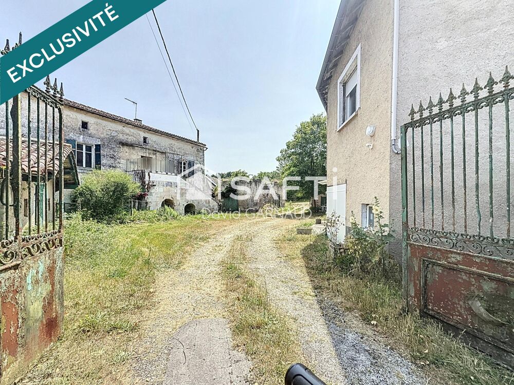 Vente Maison Maison rénovée avec une seconde maison et dépendances entre Barbezieux et Angoulême Roullet-saint-estephe