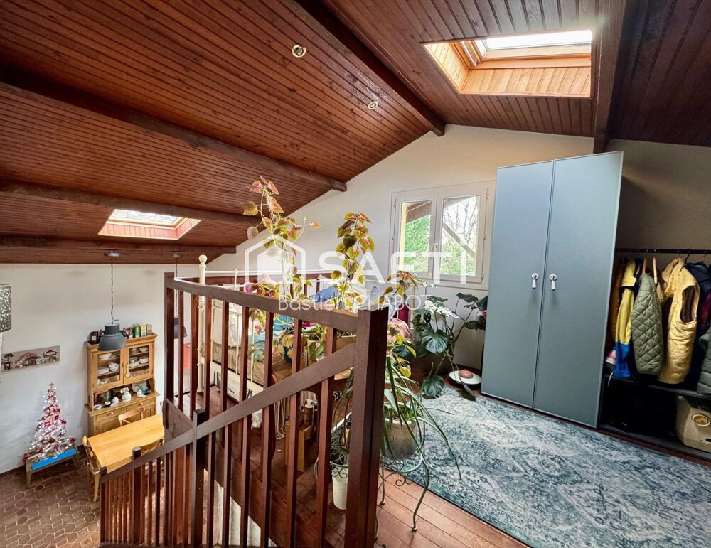 � vendre  Maison Saint-Jean-d'Illac (33127)