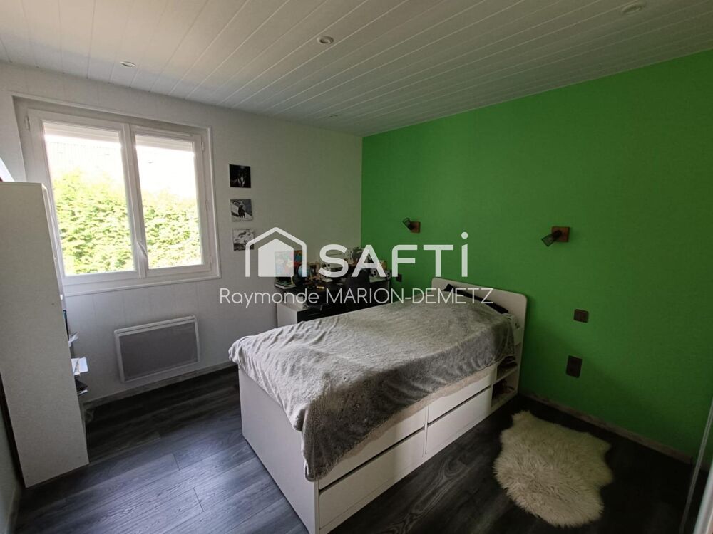 Vente Maison Un cadre privilégié pour une maison rénovée avec soin, à seulement quelques minutes d'Annecy, offrant un cadre de vie paisible, Naves-parmelan