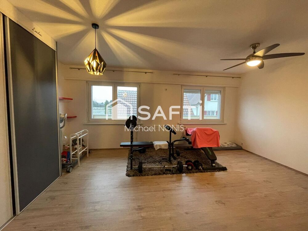 � vendre  Maison Village-Neuf (68128)