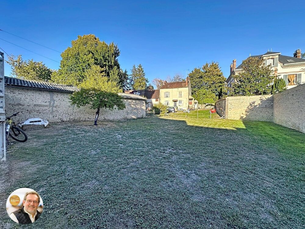 Vente Terrain Terrain constructible clos en plein centre-ville Villeneuve-sur-yonne