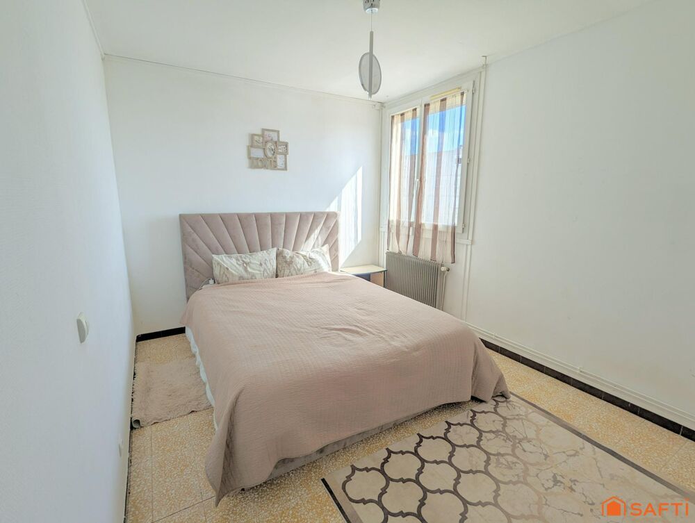 Vente Appartement Appartement 4 pièces avec garage et cave Nimes