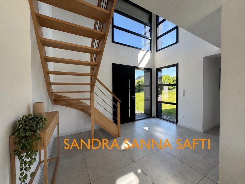Villa contemporaine aux prestations d'exception
