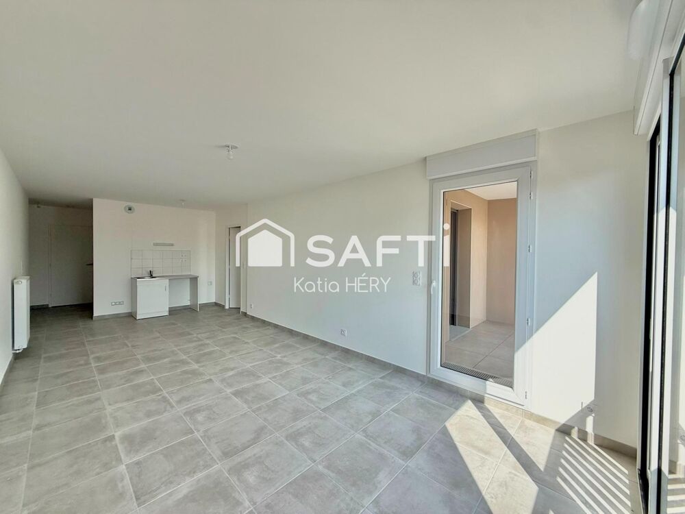 T3 LUMINEUX AVEC BALCON  RÉSIDENCE RÉCENTE  2 PARKINGS