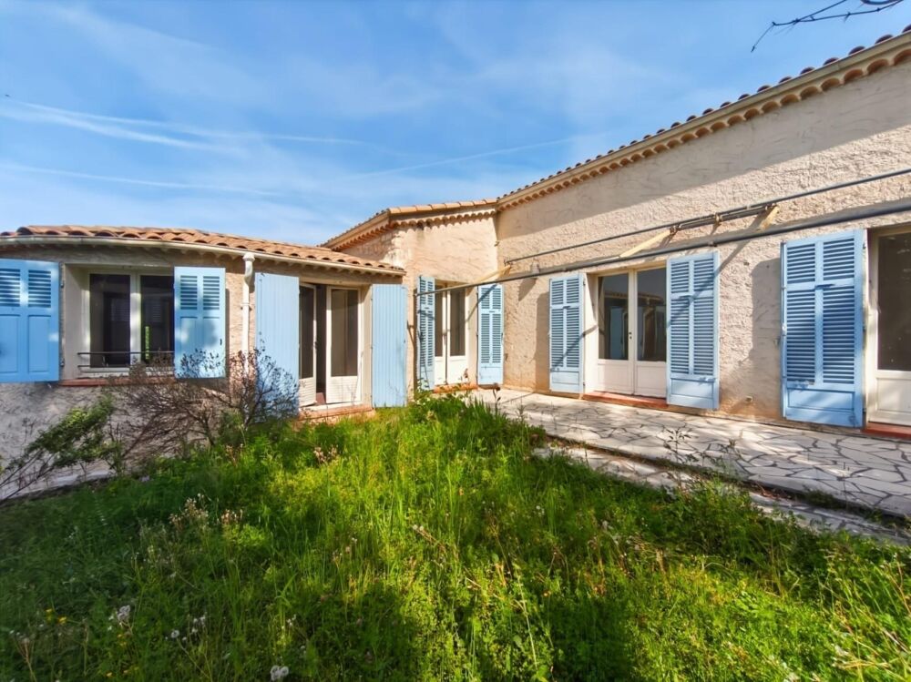 Vente Maison DEMEURE DE CHARME , PISCINE,GARAGE,SOUS SOL Montauroux