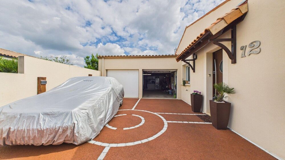 Vente Maison Maison de Plan pied de 2013, 3 chambres, garage double, dans un quartier résidentiel calme Villedoux