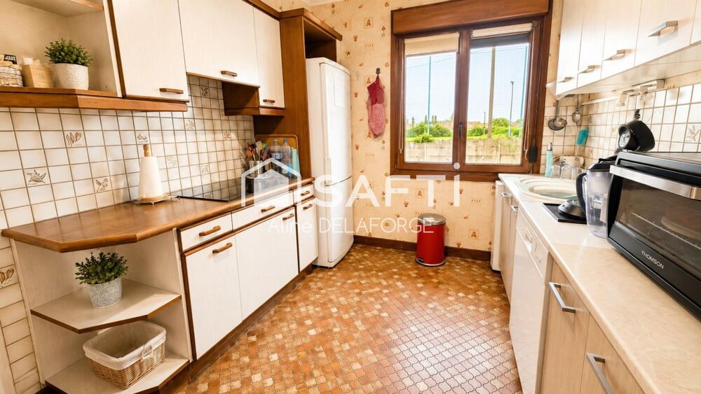 Plain-pied 3 chambres avec sous-sol sur 770 m²  Savy-Berlette  218 000 €