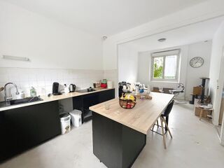  Maison à vendre 10 pièces 205 m²