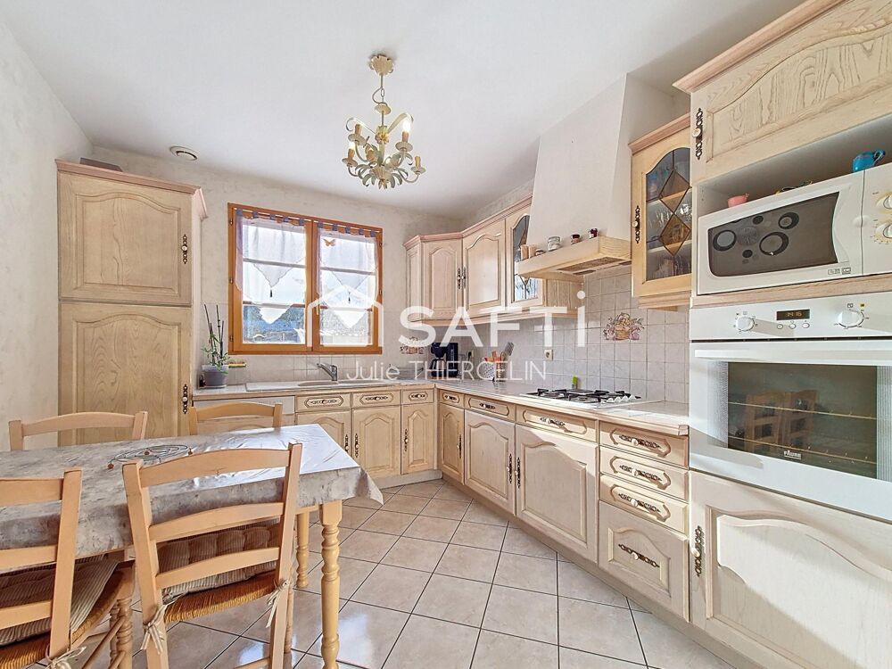 Vente Maison Localisation id�ale, maison familiale et un spacieux terrain ! Bellegarde