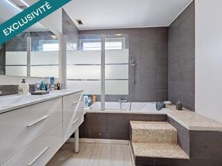  Maison � vendre 5 pi�ces 150 m�