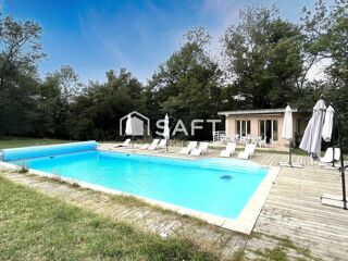  Maison à vendre 15 + pièces 900 m²