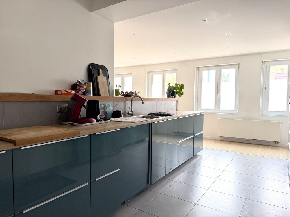 Vente Maison Maison – 5 CHAMBRES – JARDIN – GARAGE – PARKING Wambrechies