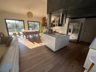  Maison  vendre 5 pices 123 m