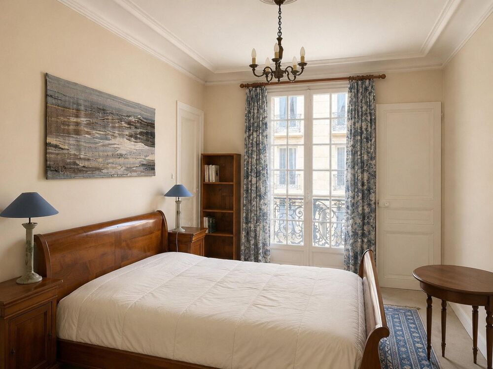 Vente Appartement Paris 75015, Montparnasse, 3/4 pièces 82m² au 2e étage d'un immeuble post Haussmannienn, Paris 15