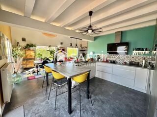  Maison  vendre 6 pices 170 m