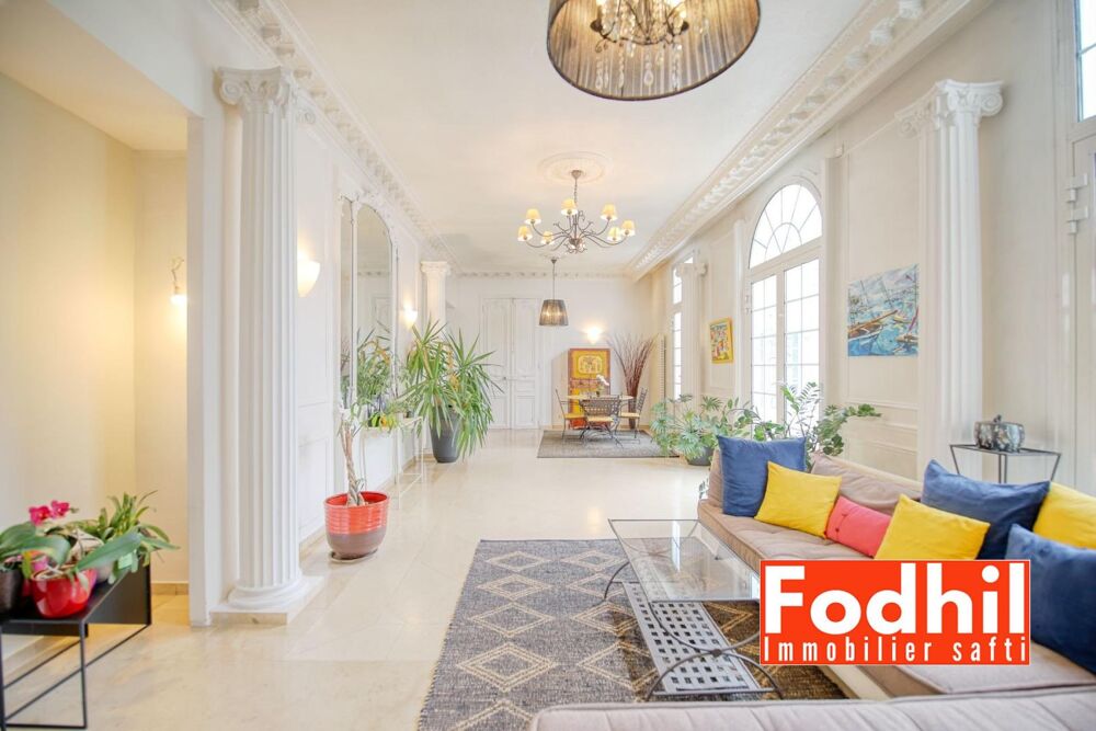 Vente Maison Magnifique maison style château – Centre-ville, 5/6 pièces, jardin et terrasse Chatenay-malabry
