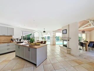  Maison � vendre 7 pi�ces 204 m�