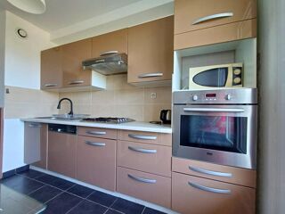  Appartement  vendre 4 pices 73 m