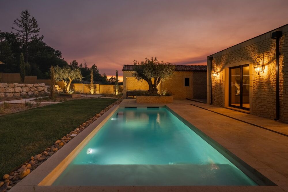 Maison 5 pièces 160 m² · à Saint-Saturnin-les-Apt · 160 m² · 871 500 €