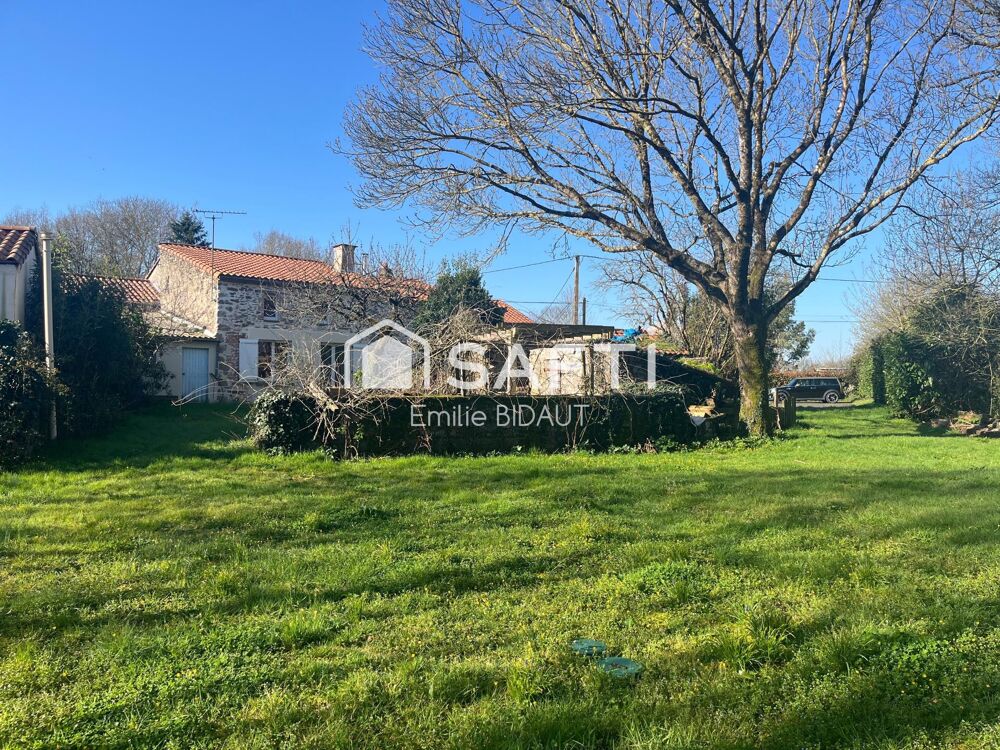Maison de caractère en pierre  Montaigu-Vendée  Habitation divisible