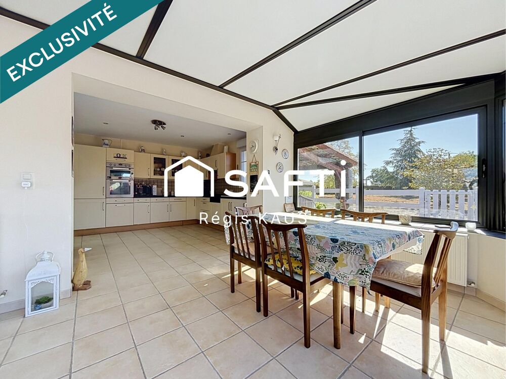 Vente Maison maison plain-pied 151m2 (3 chambres, bureau, piscine) Les pineaux