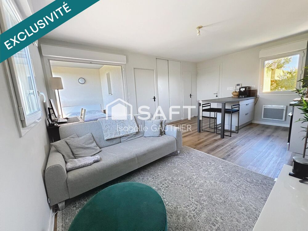 Appartement T1 BIS 33 m² meublé et rénové, dernier étage, avec garage fermé