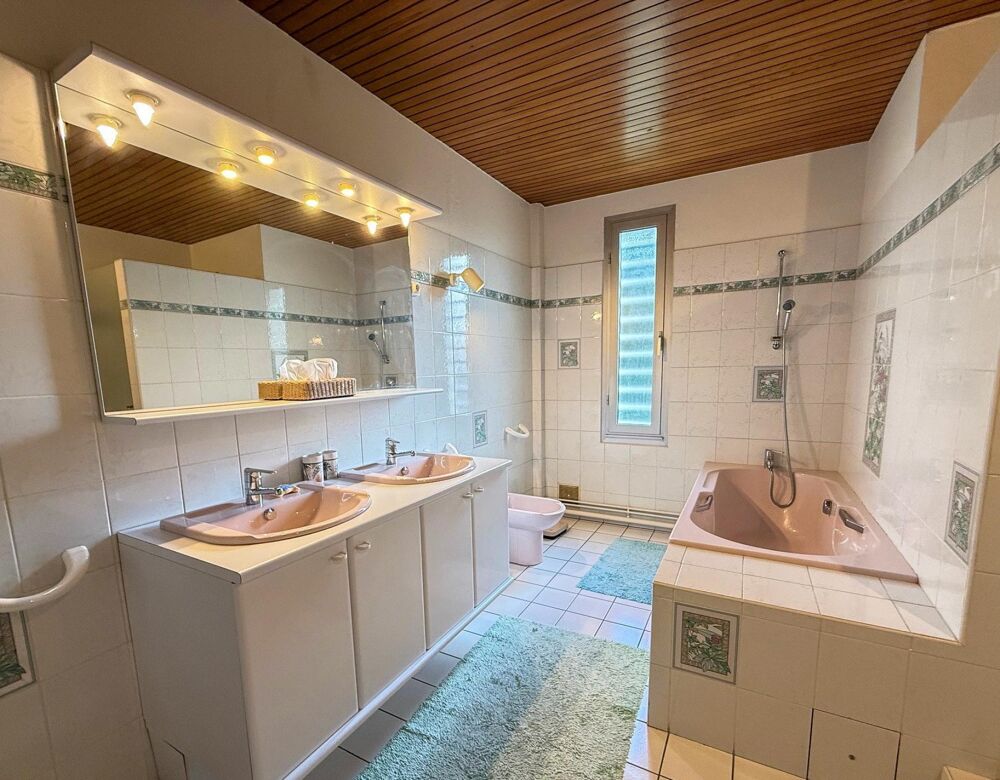 Maison unique d'architecte avec vue exceptionnelle