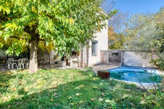  Maison  vendre 9 pices 342 m