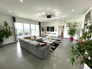  Maison  vendre 7 pices 193 m