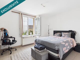  Immeuble à vendre 305 m²