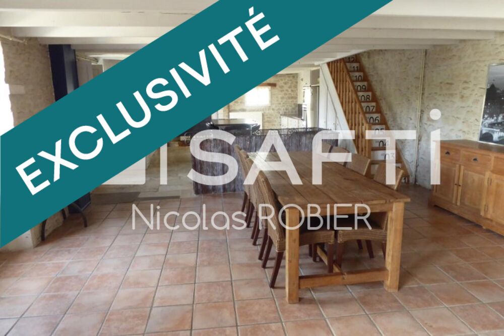 Vente Maison Jolie Maison en pierre, beaux volumes, possibilités trois chambres, petite dépendance!! Saint-christophe-sur-roc