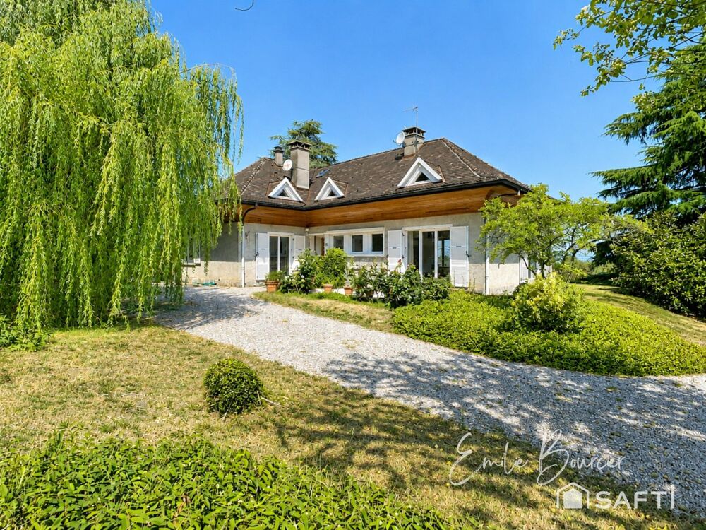 Maison 7 pièces 220 m² · à Lugrin · 220 m² · 810 000 €