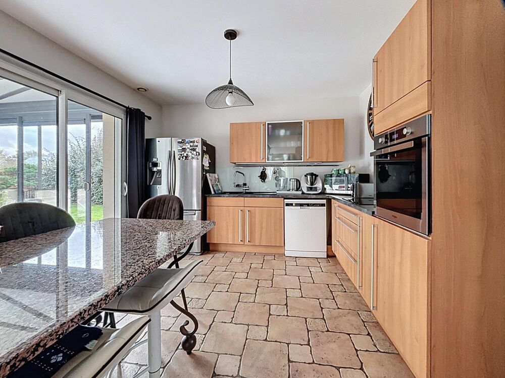Vente Maison Maison de 200 m2 vie de plain-pied Saint-cyr-sur-loire