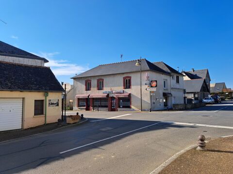 Murs commerciaux avec appartement centre bourg 192600 35370 Mondevert