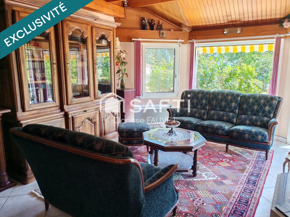 Belle maison de campagne des années 1990
