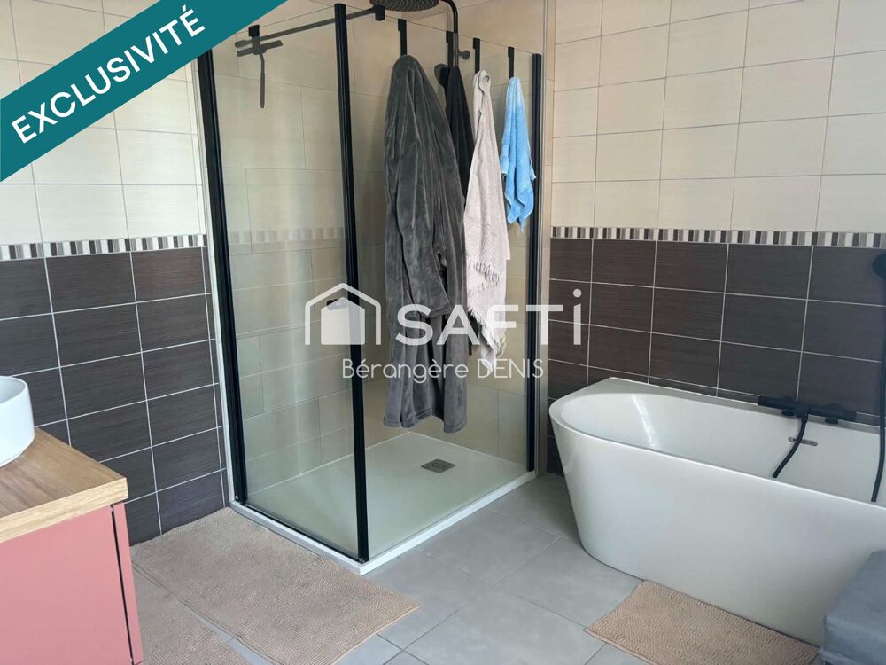 Vente Maison Vieux-Condé - Maison familiale de 120 m² + 800m² de terrain + dépendance 30 m² Vieux-conde