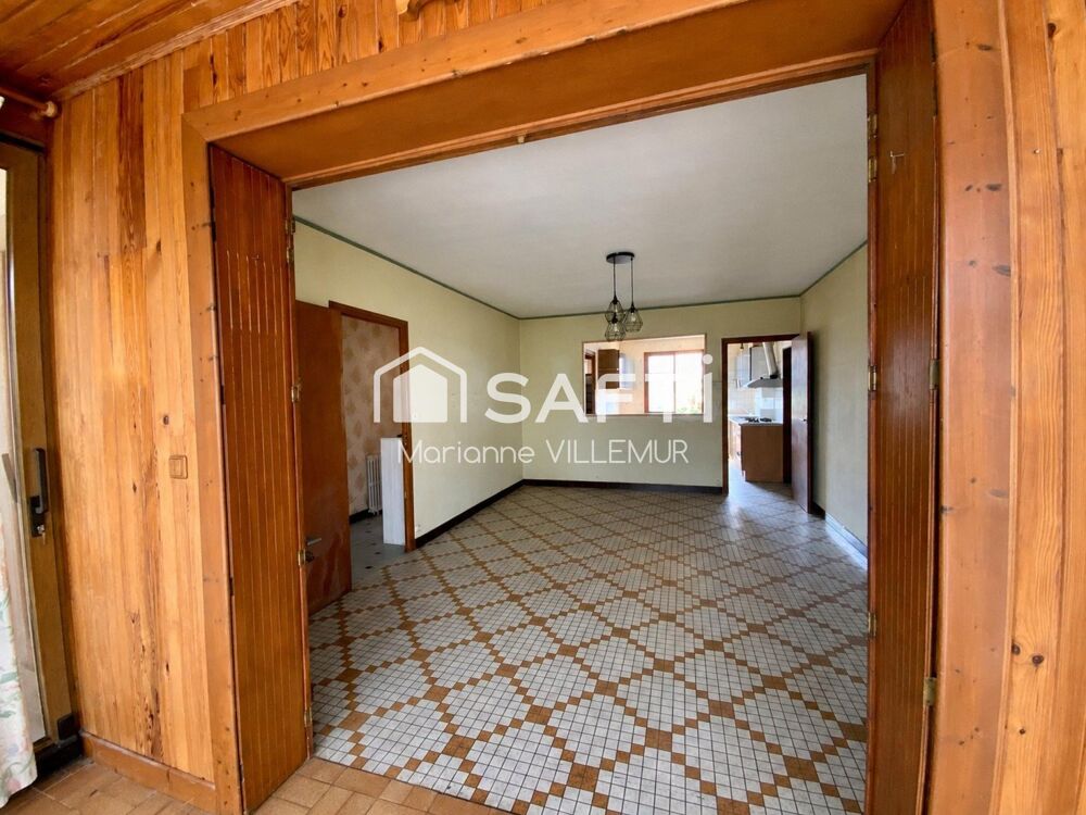 Maison de plain pied dans quartier résidentiel à Lavardac