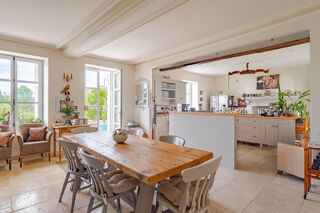  Propriété/château à vendre 11 pièces 350 m²