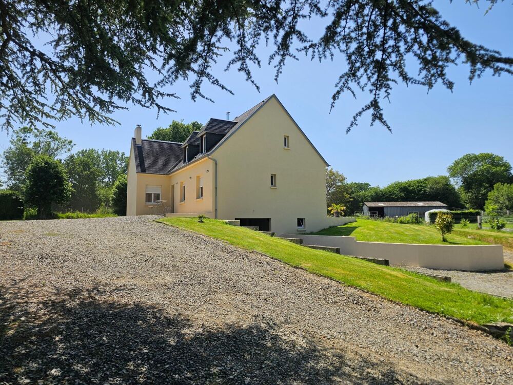 Maison spacieuse avec dépendance proche littoral