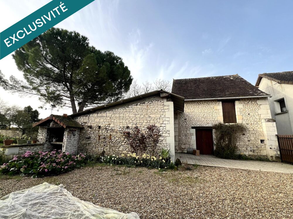 Fermette dans la campagne de la Celle-Saint-Avant